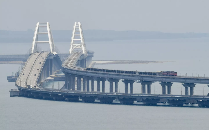 Nga điều tiết giao thông đến bán đảo Crimea đi qua vùng Donbass