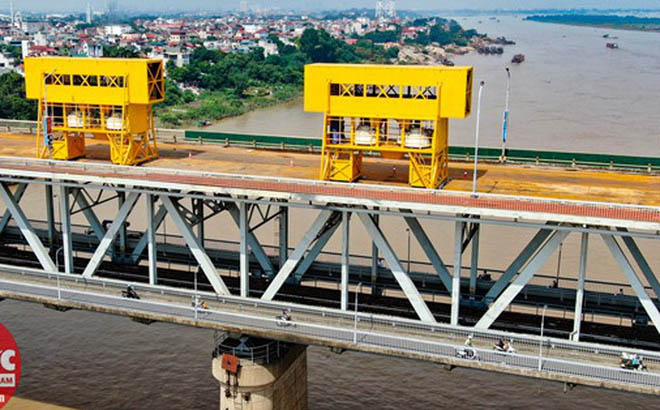 Sửa cầu Thăng Long: Đang phải ''chờ'' chuyên gia Trung Quốc (!?)