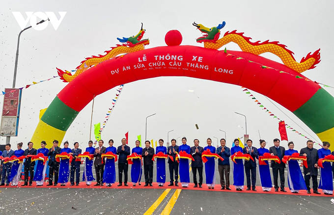 Chính thức thông xe cầu Thăng Long sau 5 tháng sửa chữa