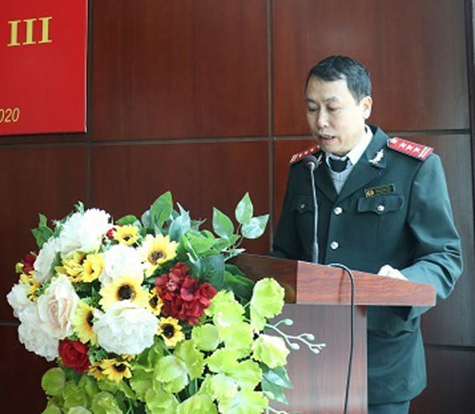 Buộc thôi việc Chánh thanh tra tỉnh Lào Cai vì dùng bằng giả