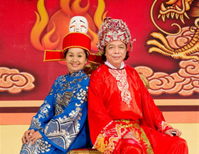 Chạy đua làm kịch Táo quân