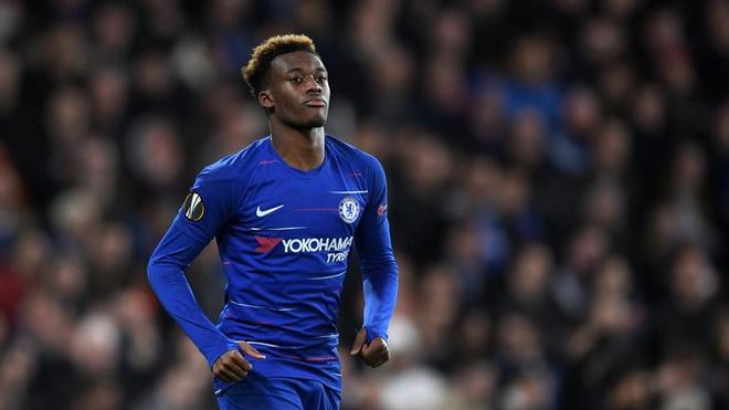 Tiền vệ Chelsea dương tính với virus corona
