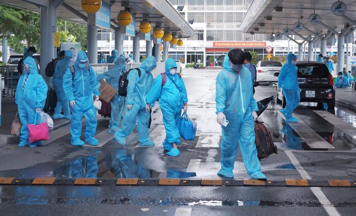 Chuyến bay đưa 192 người từ TP.HCM về Bình Định