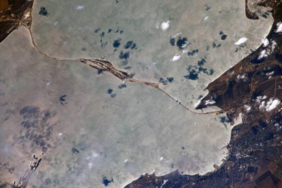Cầu Crimea, cầu Putin – cây cầu địa chính trị