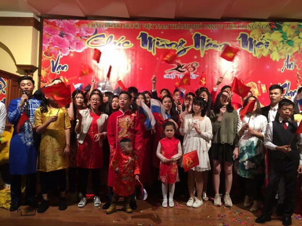 Cộng đồng người Việt ở vùng Tây bắc nước Nga hiếu học, hướng về quê hương, đất nước