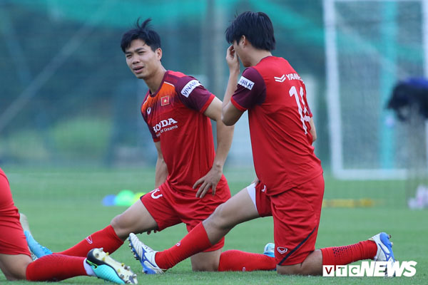Việt Nam vs Malaysia: HLV Park Hang Seo tin Anh Đức, dùng Trọng Hùng như 'quân bài tẩy'?