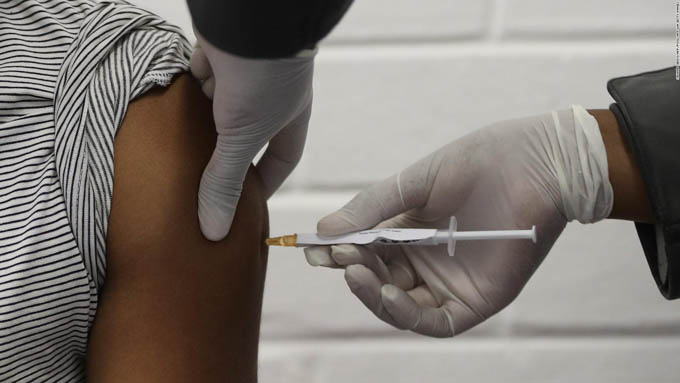 Bác sĩ nói về hai cấp độ bảo vệ của cơ thể để chống lại coronavirus