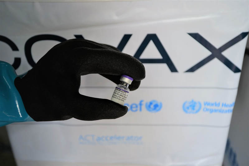 Chiều 9/11: Gần 3 triệu liều vaccine phòng COVID-19 Pfizer, Moderna về Việt Nam; nhiều tỉnh tiếp tục tăng F0 trong cộng đồng