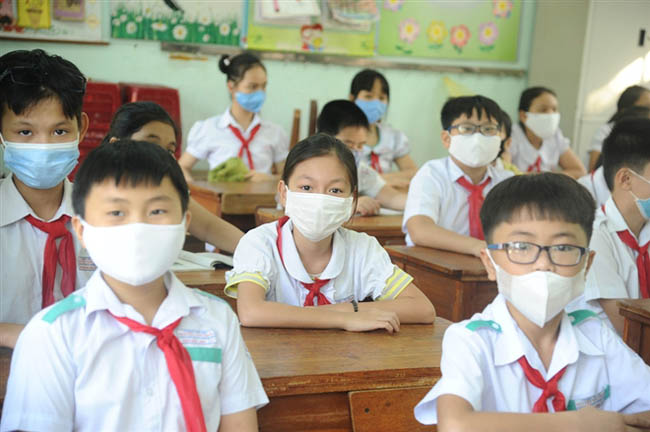 Hà Nội chỉ đạo các trường sẵn sàng đón học sinh đi học trở lại