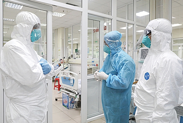 2 ca tử vong mắc Covid-19 ở TP HCM và Bắc Giang