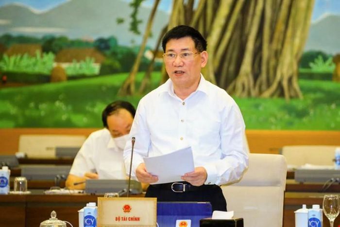 Chính phủ đề nghị miễn toàn bộ các loại thuế cho cá nhân, hộ kinh doanh