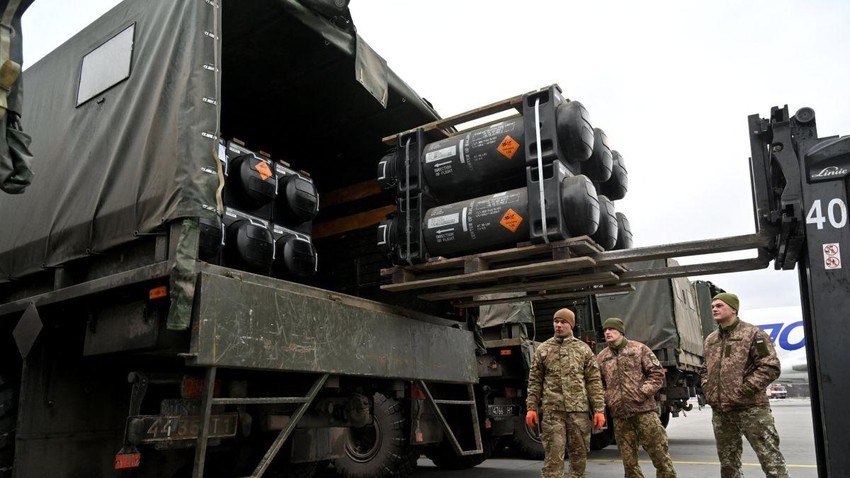 Một nơi trọng yếu ở Crimea bị tấn công trong đêm, Ukraine nghĩ gì về quan điểm 'Mỹ không phải là máy ATM rút tiền'?