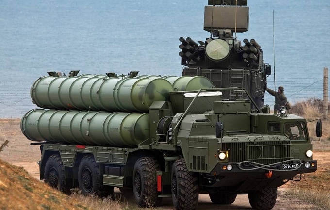 Phòng không Nga chặn một loạt cuộc tấn công ở Crimea