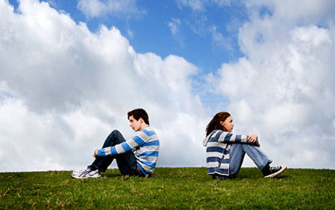 Đàn ông khi chia tay đừng để mũi nhọn dư luận chĩa về người phụ nữ mình từng yêu thương