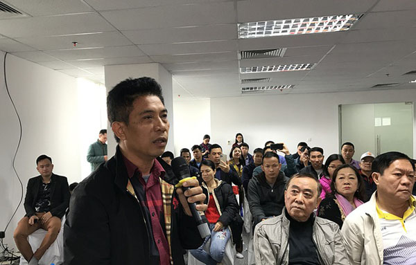 Cư dân 8B Lê Trực truy chủ đầu tư, đòi nhà ăn Tết