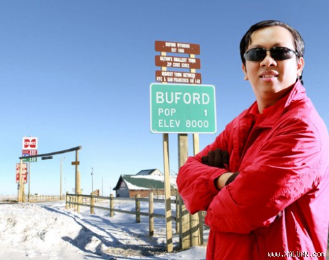 Cứ mạnh dạn đưa ‘cóc’ cho ‘Tây’ nuốt!