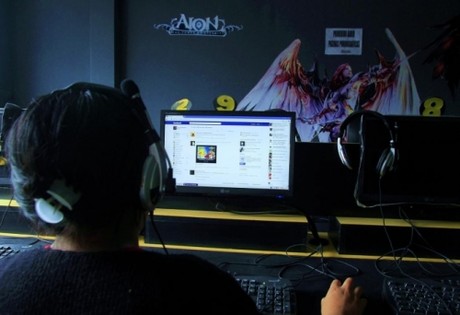 Cập nhật Facebook thường xuyên là dấu hiệu của bất ổn tâm trạng