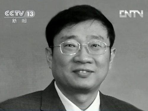 Tổng chỉ huy cất, hạ cánh trên tàu sân bay Trung Quốc đột tử