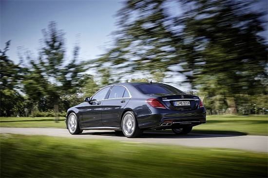 Mercedes trình làng sedan hạng sang S65 AMG 2014