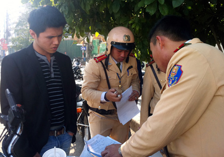 Bộ Công an vào cuộc dẹp nạn 'cháu bác Nhanh'