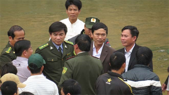 Cơ quan chức năng 'chối' về sự xuất hiện của trùm gỗ sưa