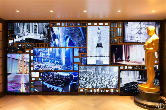 Samsung bẽ mặt tại Oscar 2014 dù đã chi cả núi tiền