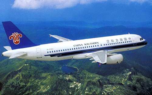 Máy bay chở khách Trung Quốc vượt làn tên lửa Triều Tiên