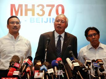 Vụ máy bay Malaysia : Khám xét nhà riêng của phi công