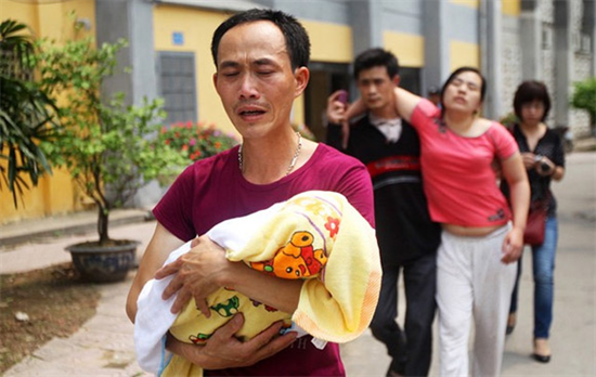 Nhật ký phóng viên từ tâm dịch sởi