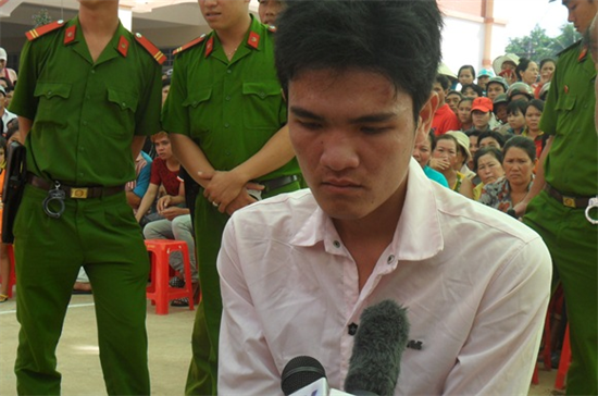 Kẻ kích động trong vụ gây rối ở Bình Dương lĩnh án 3 năm tù