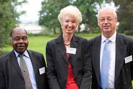 Phiên tòa xét xử vụ kiện ‘đường lưỡi bò’ đã mở màn