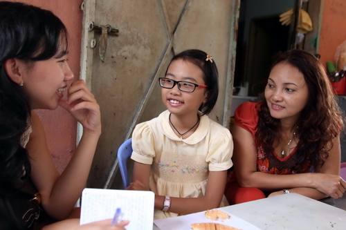 Gặp Phương Mỹ Chi - cô bé 10 tuổi hát dân ca triệu người mê