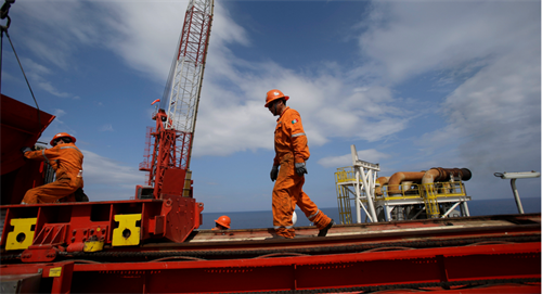 Tại sao Nga không đồng ý giảm sản lượng dầu tại OPEC?