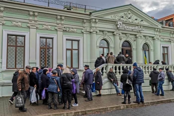 Ukraine lấy tiền ở đâu để trang trải cho cuộc xung đột với Nga?