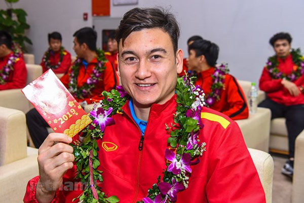 Báo Nga khen ngợi Đặng Văn Lâm và ĐT Việt Nam