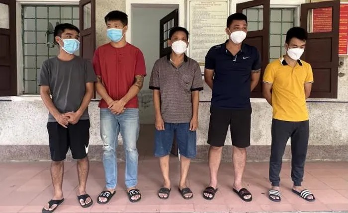 Đường dây đánh bạc nghìn tỷ bị bóc gỡ có cầu thủ danh tiếng điều hành