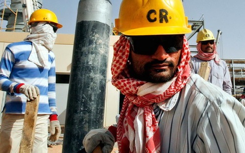 Giá dầu tăng mạnh vì dự báo các nước lớn nhượng bộ