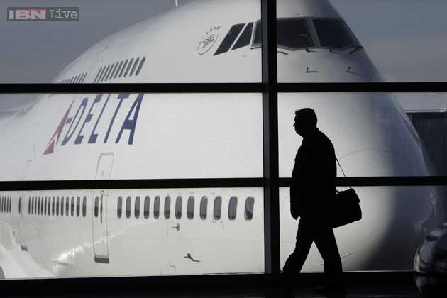 Các hãng hàng không Mỹ và châu Âu ngừng bay đến Israel