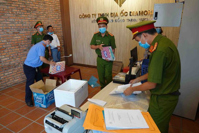 Bắt Giám đốc Công ty bất động sản Diamond Land lừa đảo