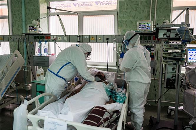 COVID-19 tới 6h sáng 5/7: Ấn Độ dẫn đầu cả ca mắc và tử vong mới; Nga lây nhiễm kỷ lục
