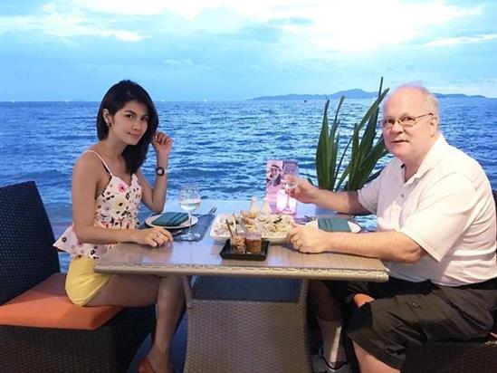 Diễn viên khiêu dâm Thái e ngại chuyện 