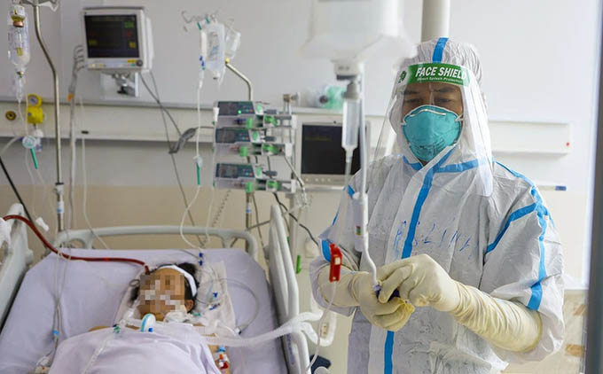 Bác sĩ cảnh báo dấu hiệu quan trọng cho thấy F0 bắt đầu bước vào giai đoạn nguy hiểm
