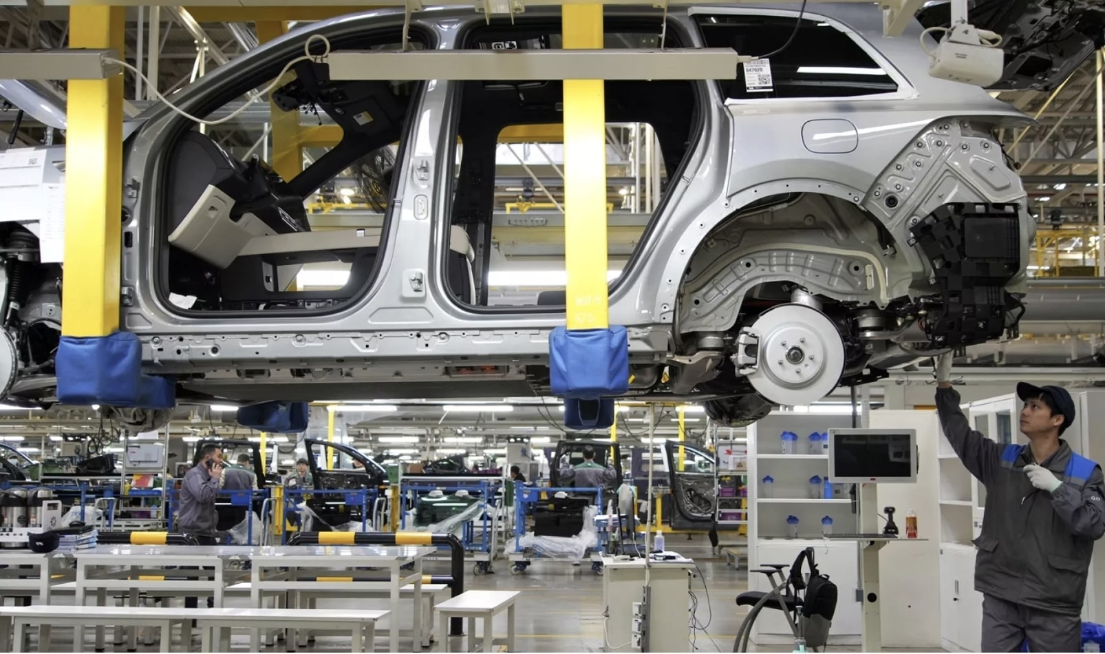 EU sẽ áp thuế tới 38,1% với ô tô điện Trung Quốc, nguy cơ thương chiến bùng nổ