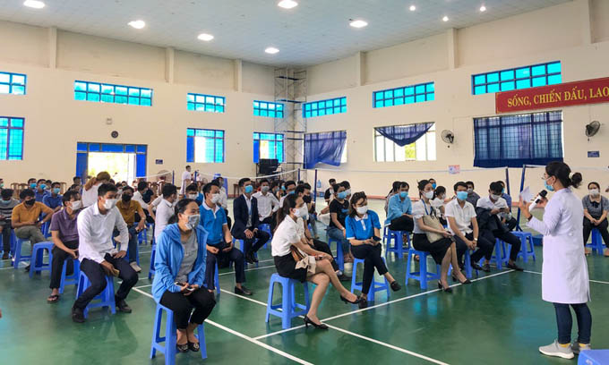 Giải trình việc 3 công ty bất động sản được ưu tiên tiêm vaccine
