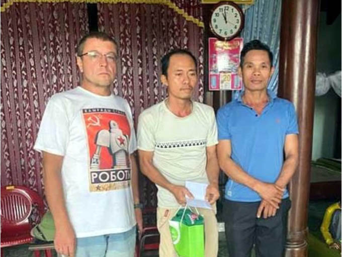 Doanh nhân người Nga với tấm lòng nhân ái chia sẻ cùng đồng bào miền Trung Việt Nam