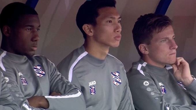 HLV Heerenveen chỉ ra điểm chưa hài lòng ở Văn Hậu