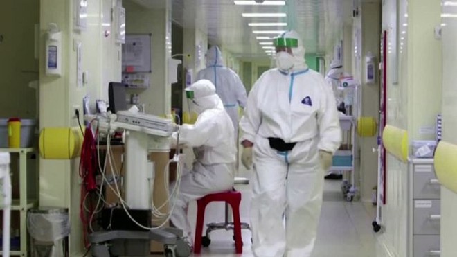 Nhiều điều dưỡng trên thế giới kiệt sức vì cuộc chiến chống Covid-19