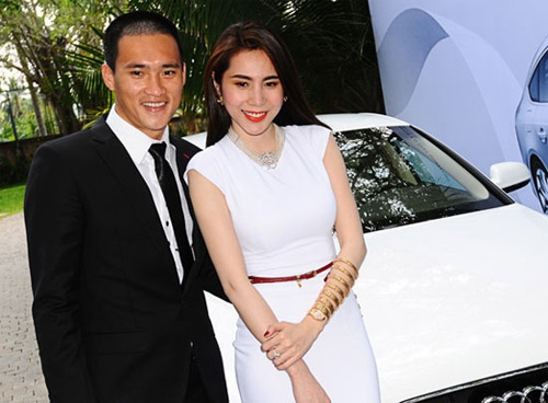 Sự thật chiếc đồng hồ 4 tỷ Công Vinh tặng Thủy Tiên