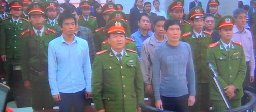 Tòa xử lố Dương Tự Trọng 6 năm tù?