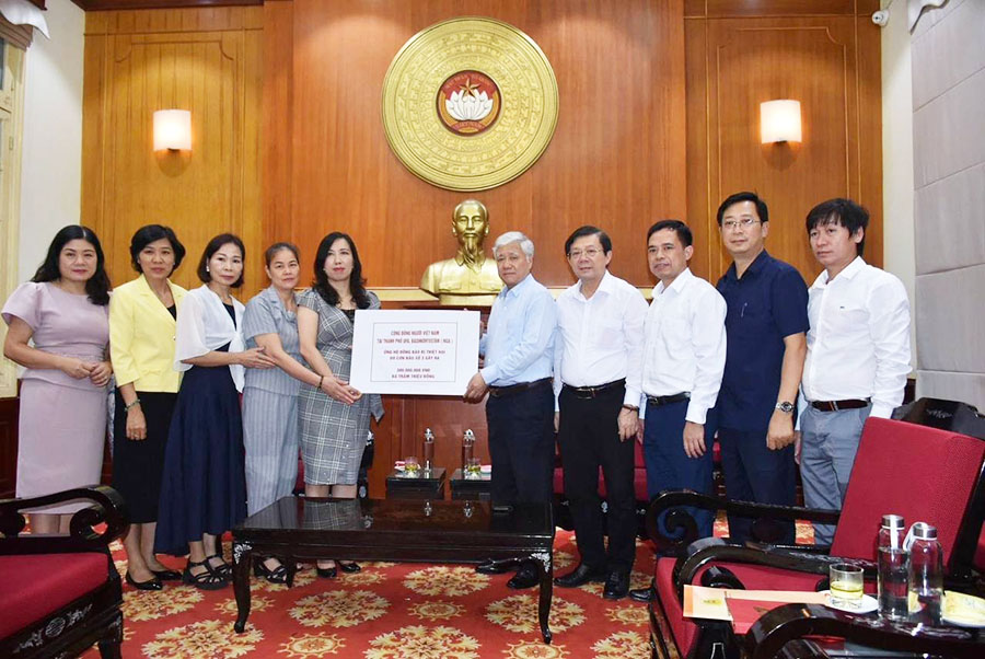 Cộng đồng người Việt Nam tại Liên bang Nga quyên góp hơn 2 tỷ đồng ủng hộ đồng bào khắc phục thiệt hại do bão Yagi